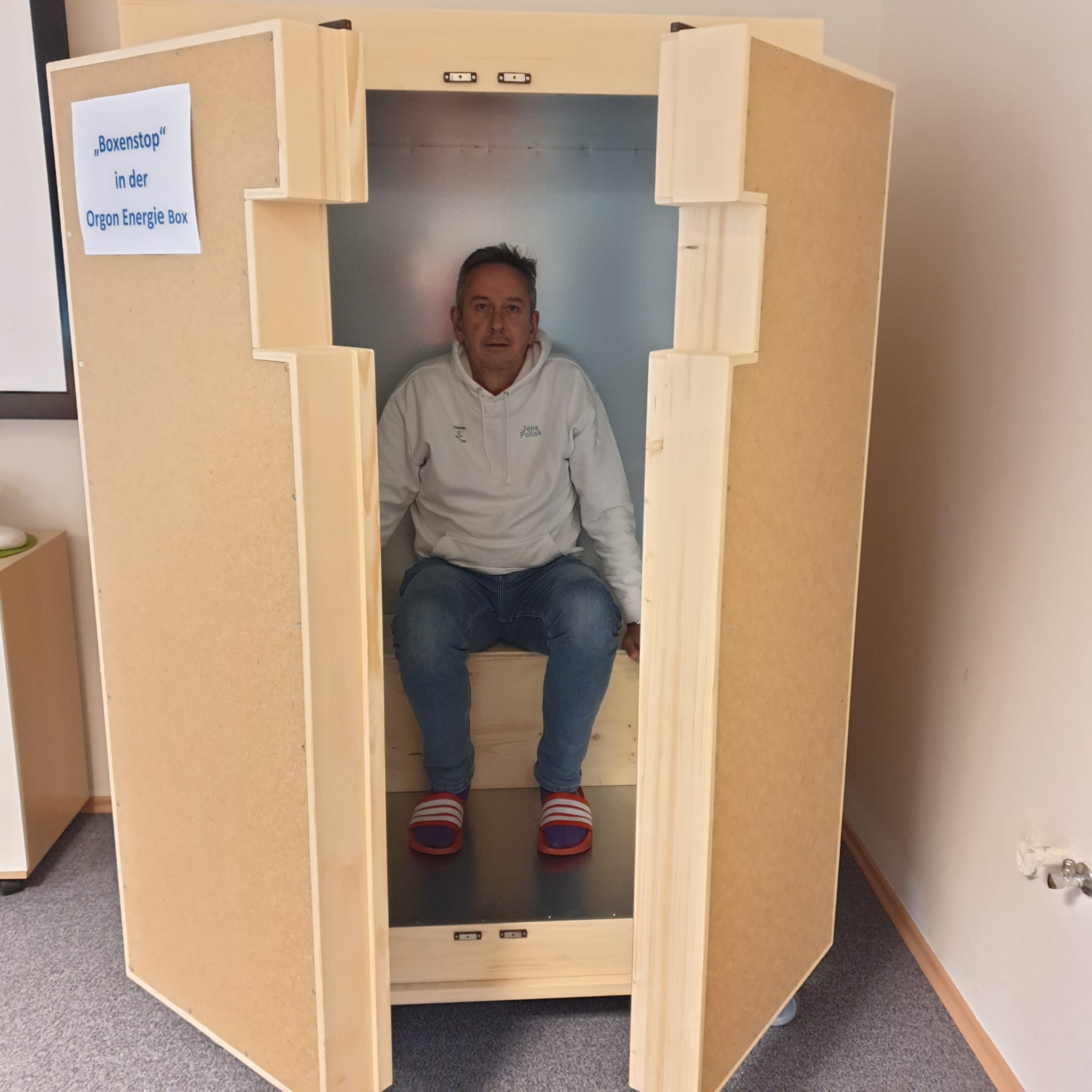 Orgon-Akkumulator in geoeffneter Ansicht