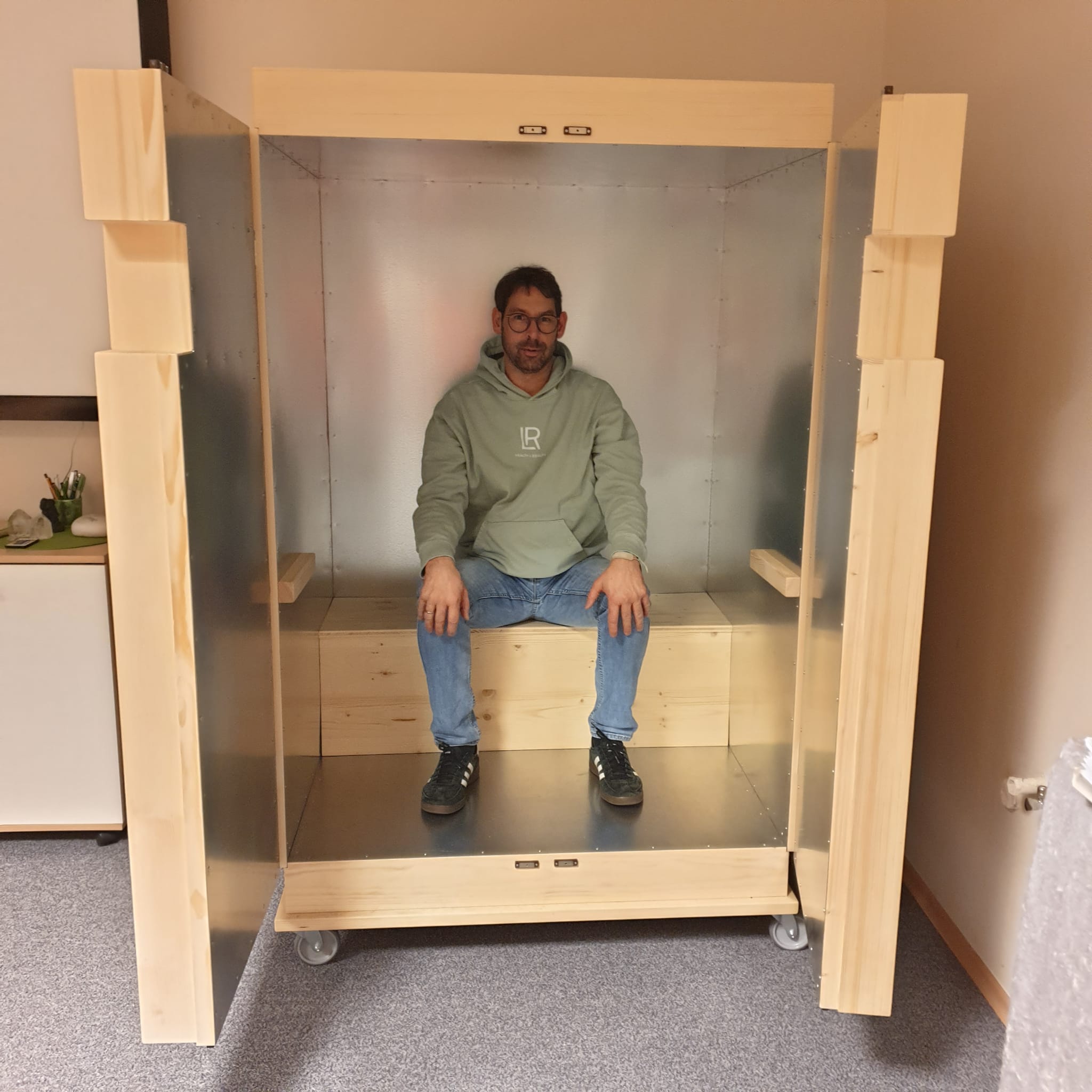 Orgon-Akkumulator vor Ort